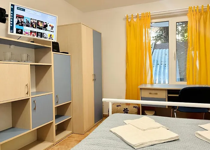 Comfy Room 100Letov